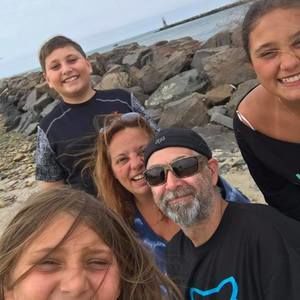 Meet your Posher, Dena